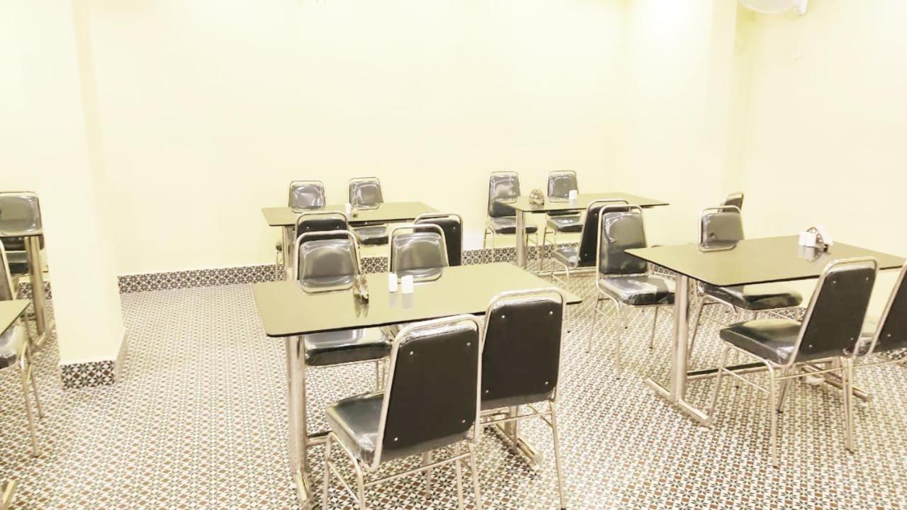 Shree Ganesh Hotel Puri Εξωτερικό φωτογραφία
