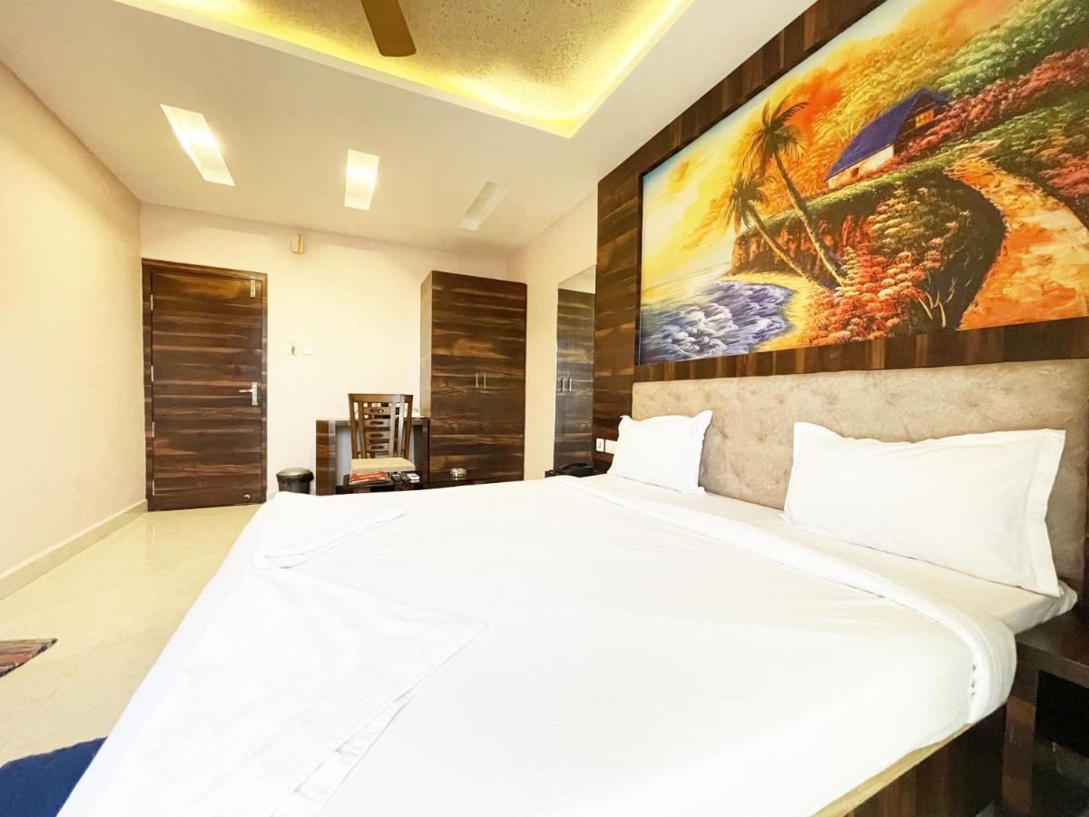 Shree Ganesh Hotel Puri Εξωτερικό φωτογραφία