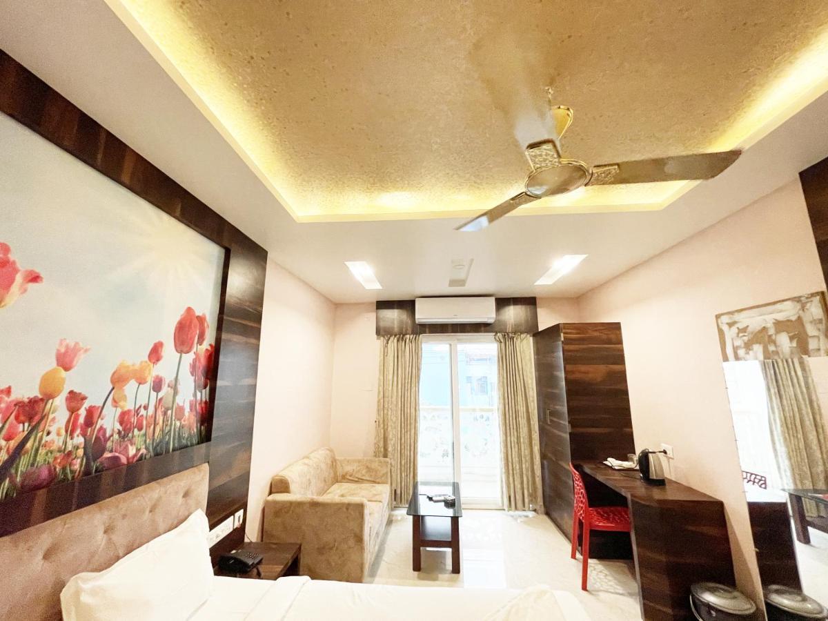 Shree Ganesh Hotel Puri Εξωτερικό φωτογραφία