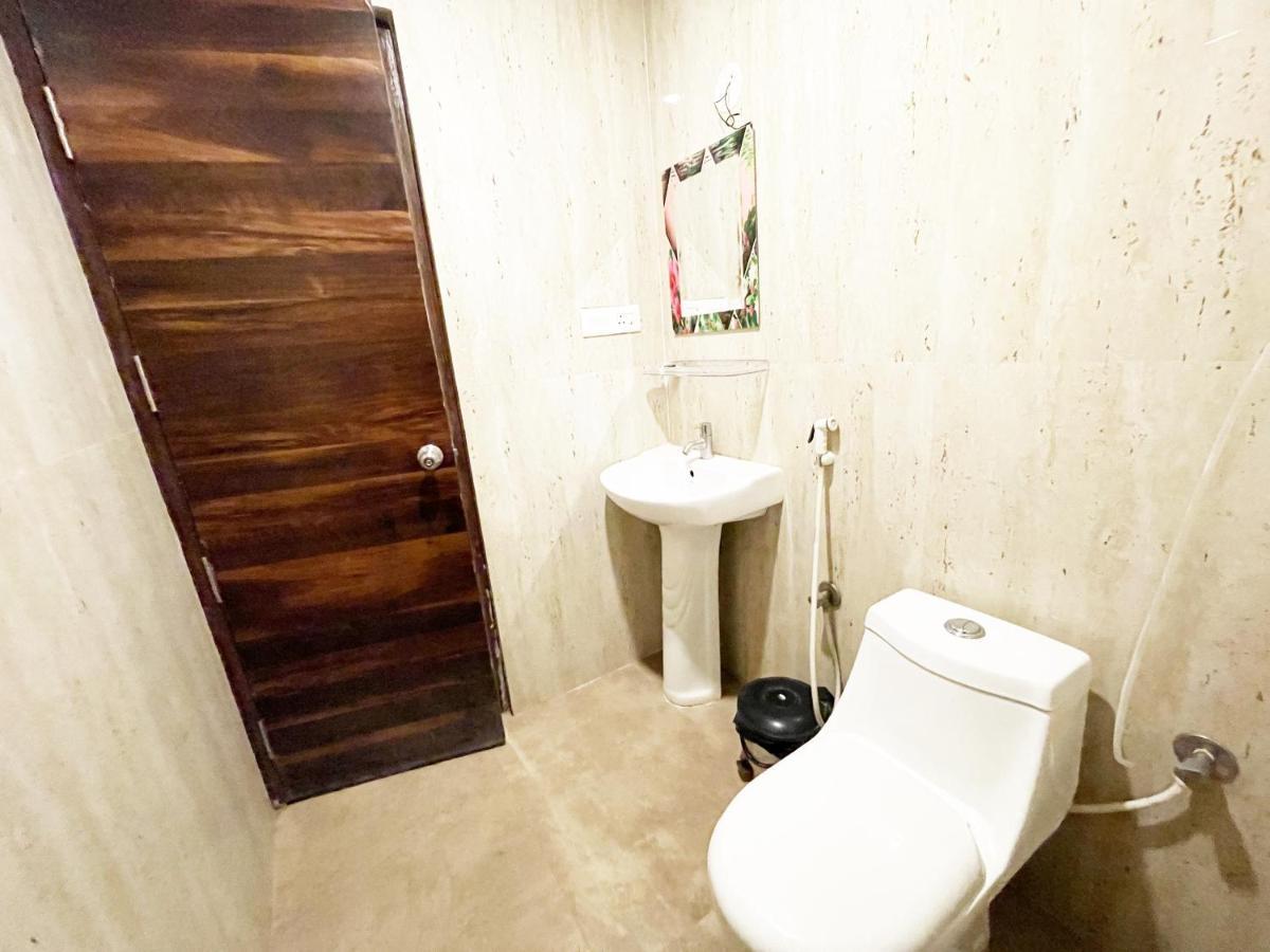 Shree Ganesh Hotel Puri Εξωτερικό φωτογραφία